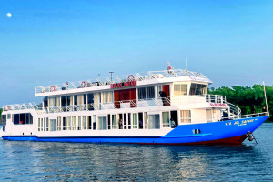 Cover image of ⛵Ship Name: M.V Jol Safari, Full A/C Luxury Cruise Ship,