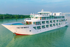 Cover image of ⛵Ship Name: M.V Symphony of The Wave-2, 👉Luxurious 5* Cruise Ship, with Star link Support.